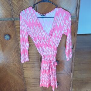 Star Vixen Coral and White Patterned Dress